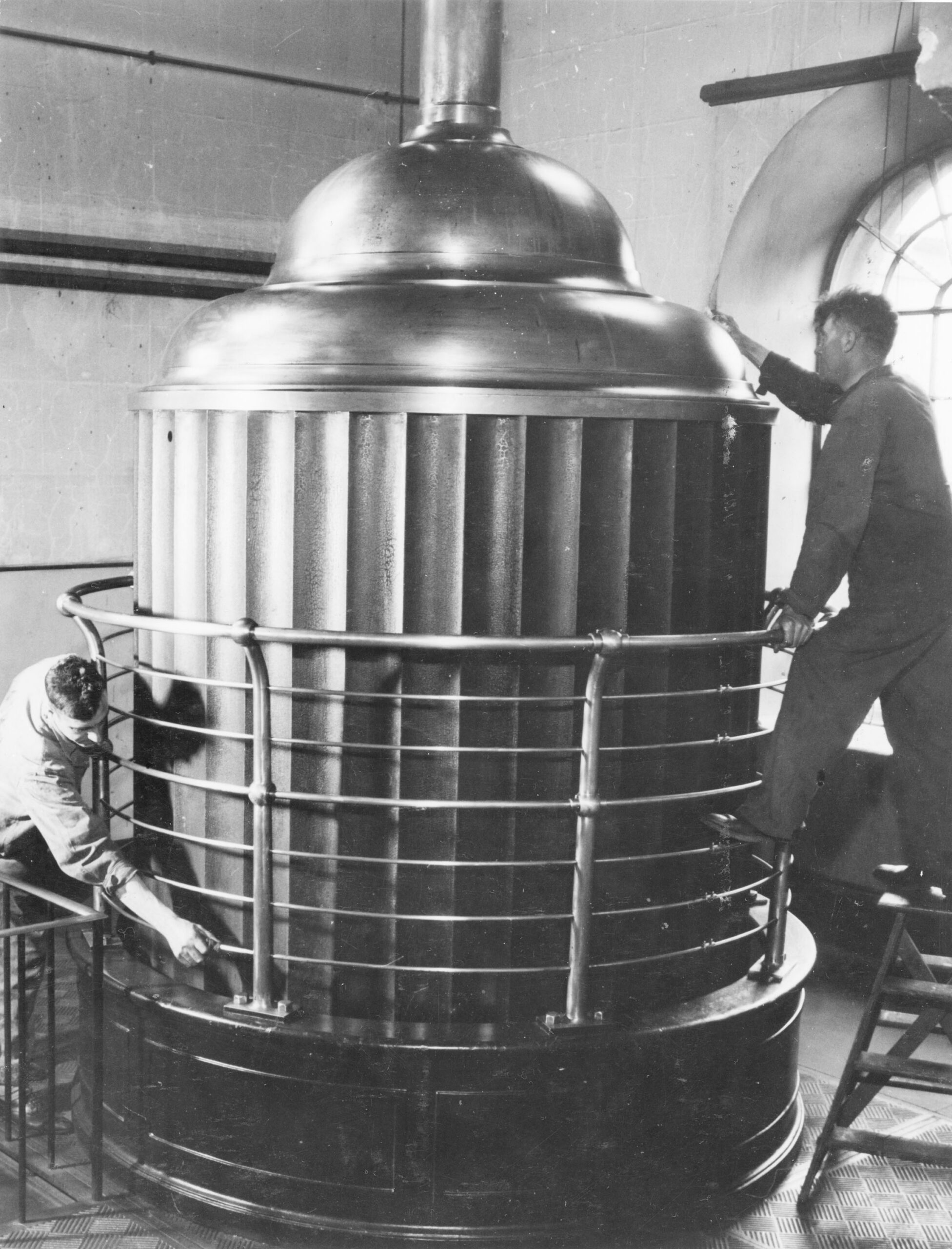 07439. 100 inch Cylinder with Cleaners. 25 May 1946 07439. 100 inch Cylinder with Cleaners. 25 May 1946